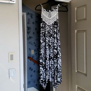 Black and white Dress, whiteCrochet 100% Cotton, INC Large 95% Rayon 5% Spandex